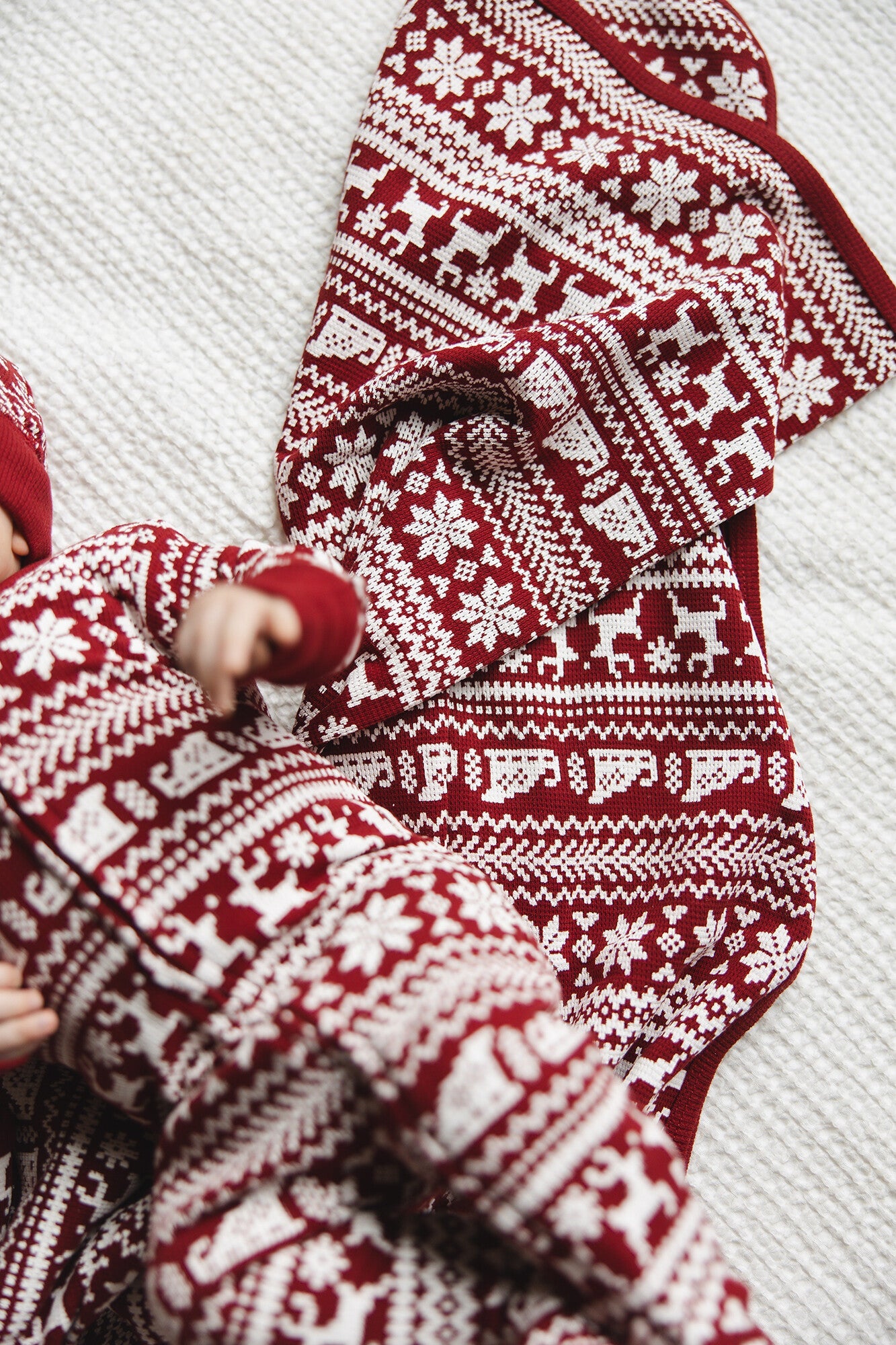 Santa's Sleigh | Holiday Thermal Blanket