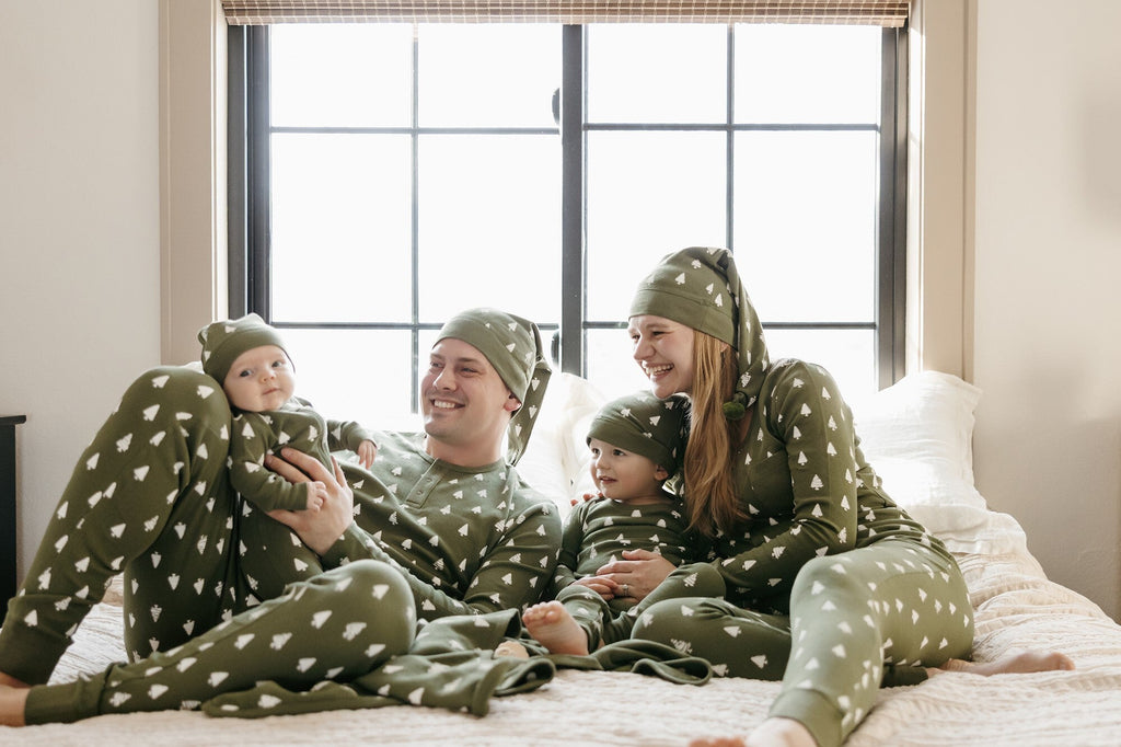 Frosty Pine | Holiday Thermal Long-Sleeve PJ & Cap Set