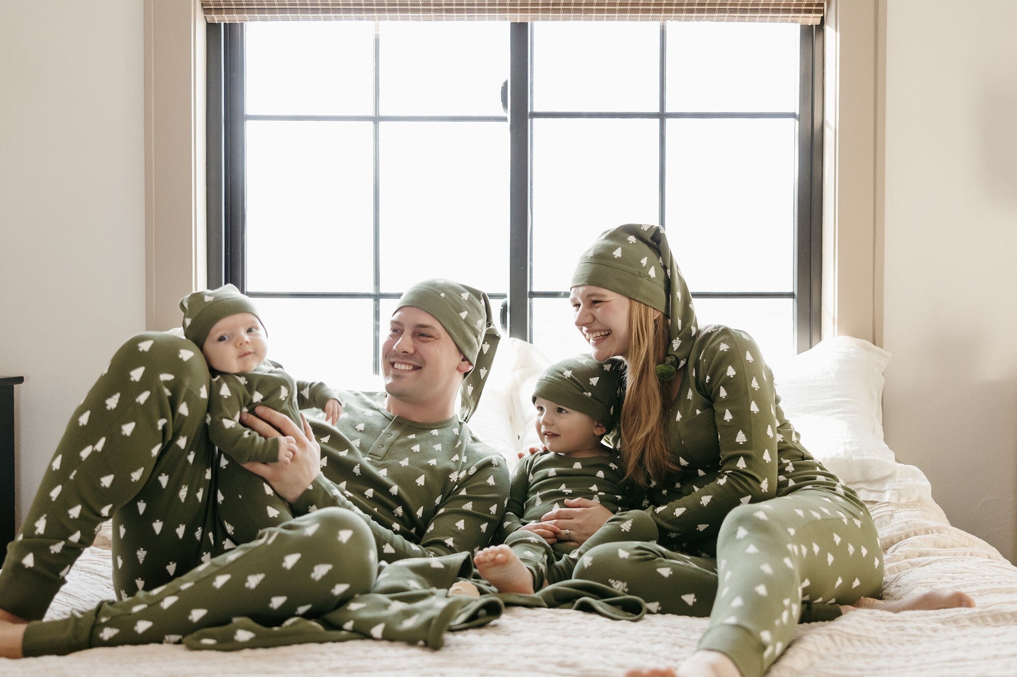 Frosty Pine | Holiday Thermal Long-Sleeve PJ & Cap Set