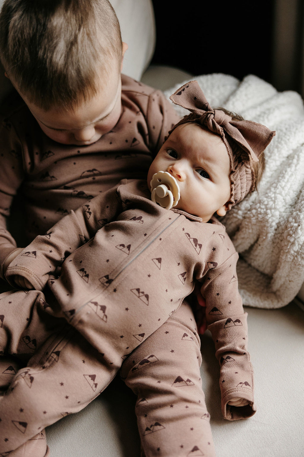 Latte Mountain | Organic Zipper Footie