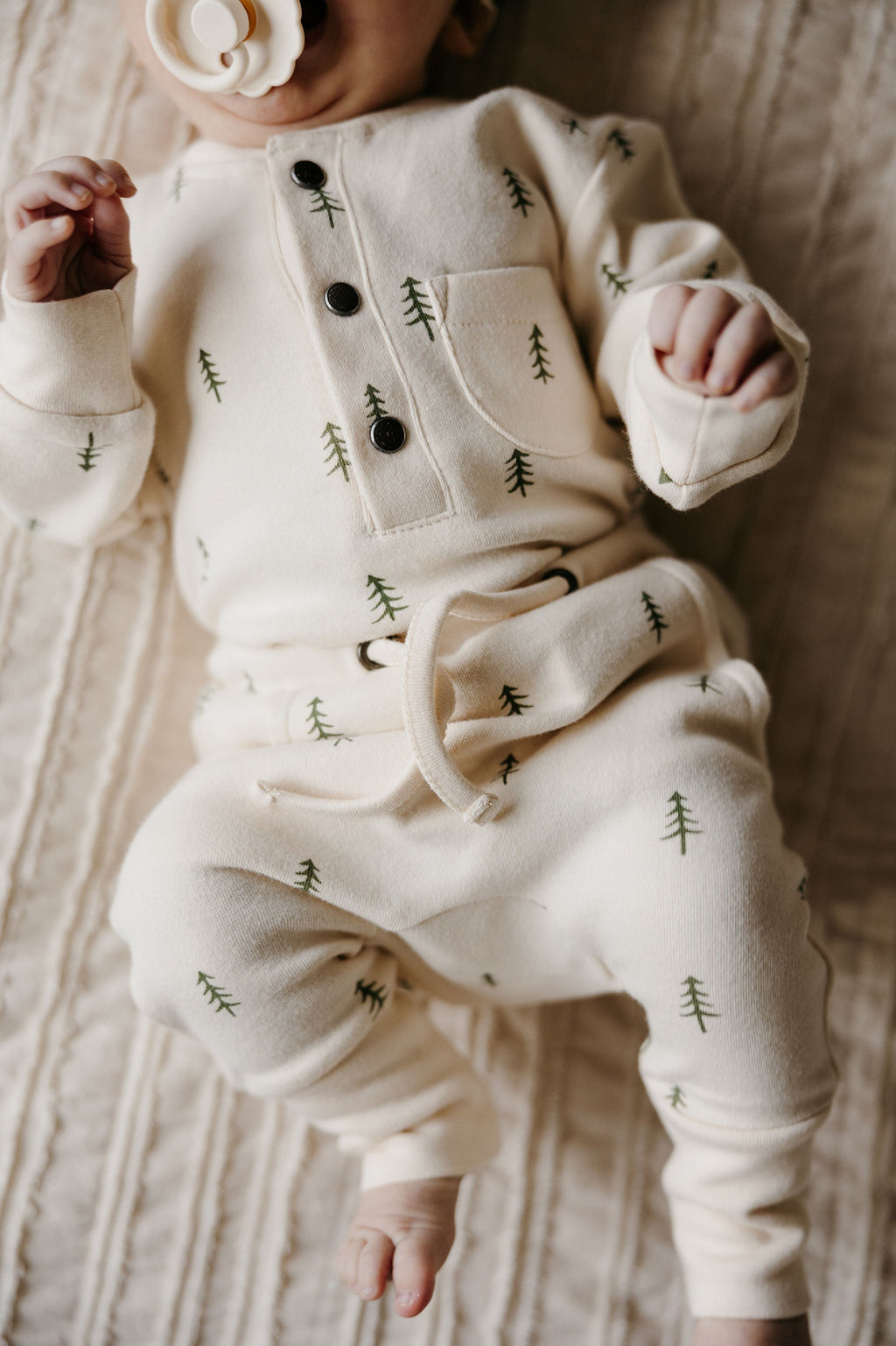 Buttercream Tree | Organic Henley Sweatshirt & Jogger Set