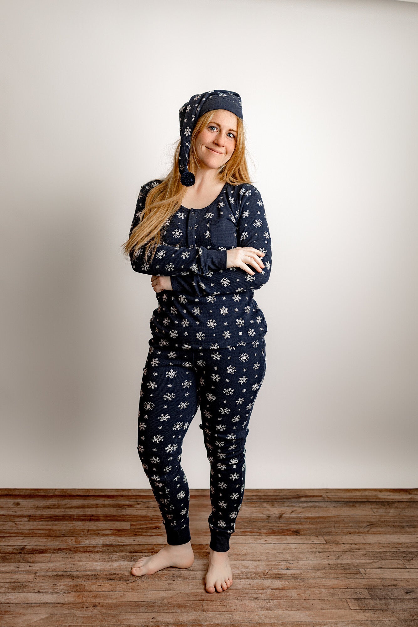 Snowy Night | Women's Holiday Thermal PJ & Cap Set