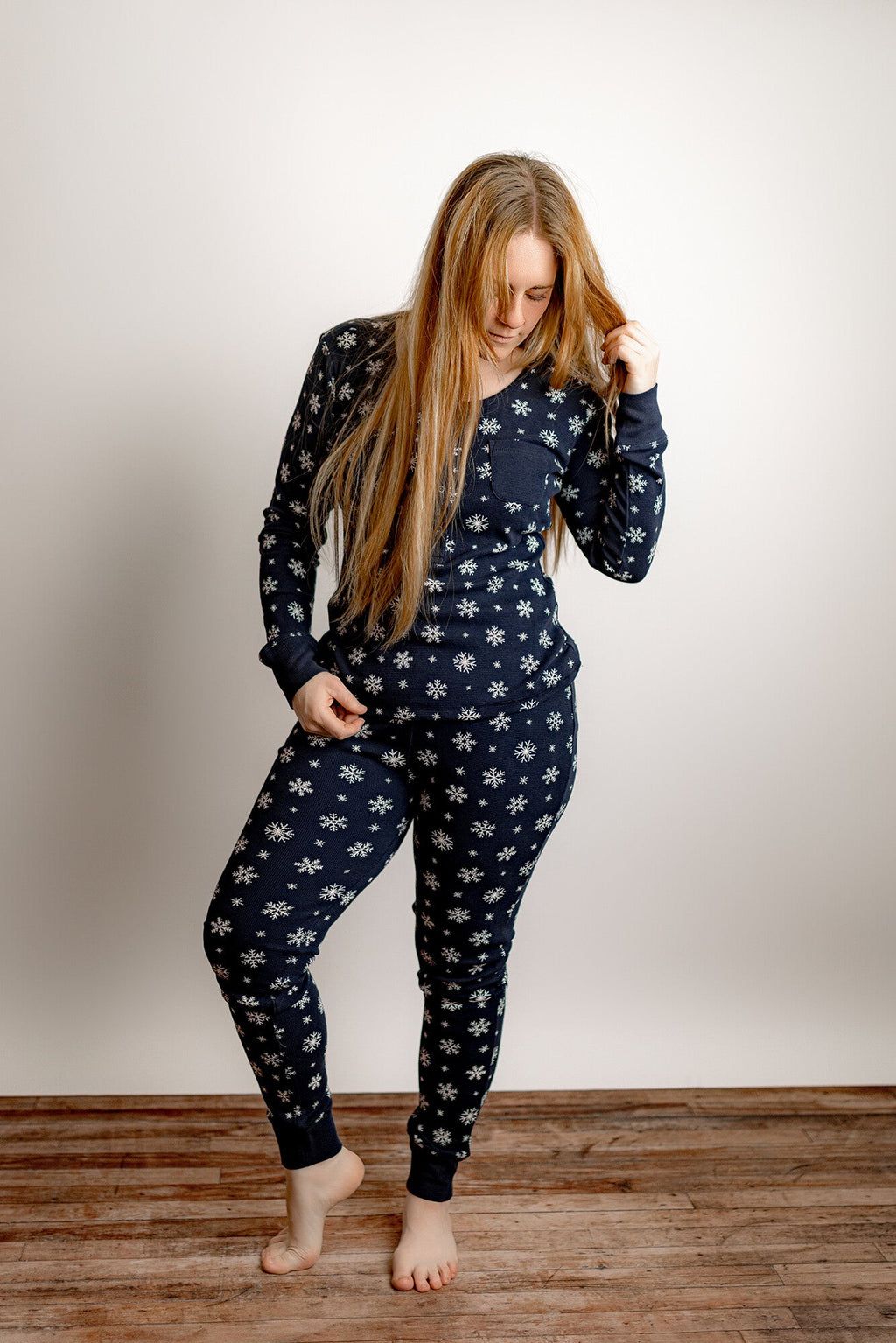 Snowy Night | Women's Holiday Thermal PJ & Cap Set