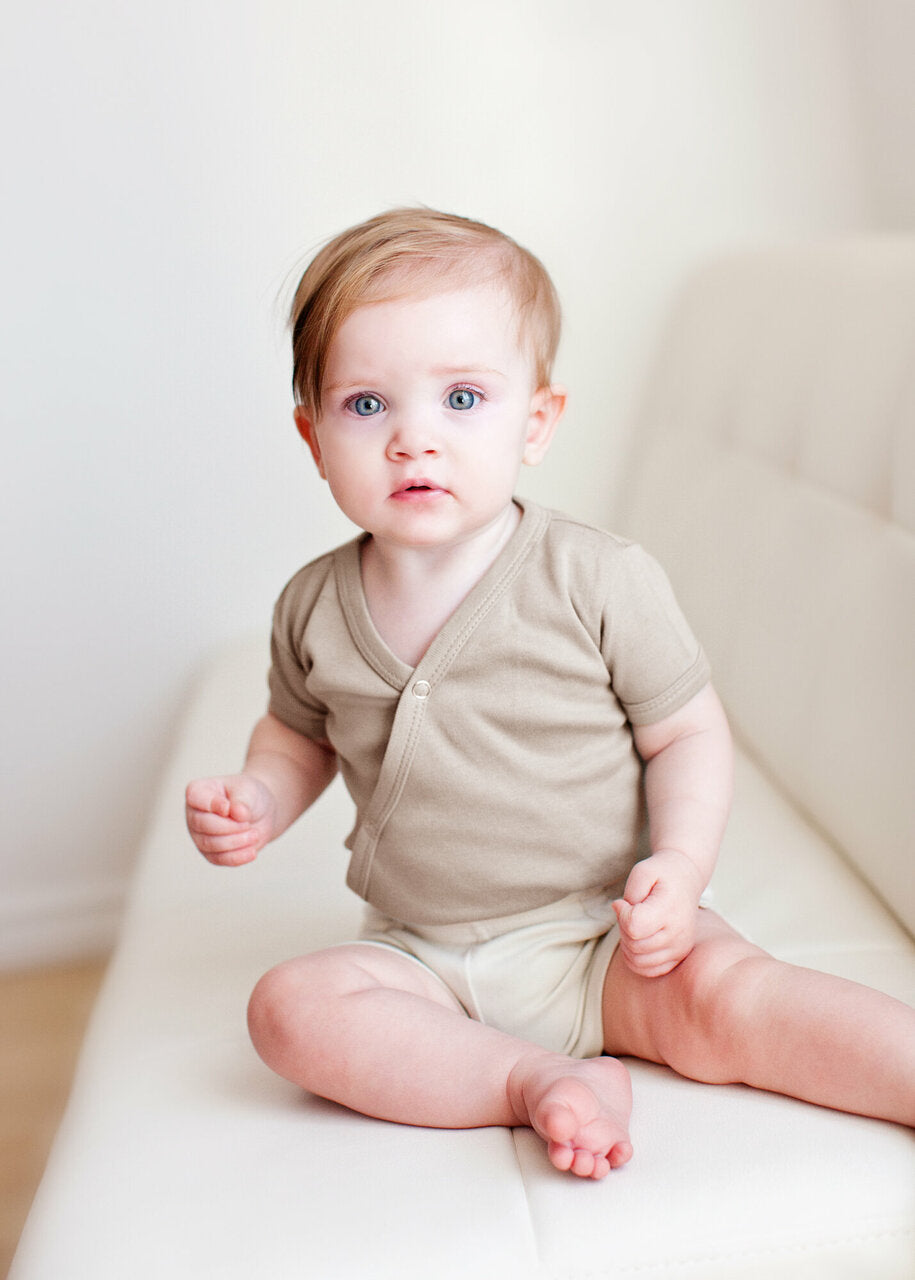 Oatmeal | Organic Short-Sleeve Kimono Bodysuit
